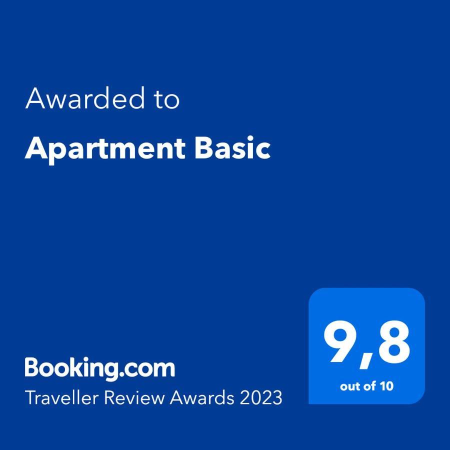 Apartment Basic Petrcane Buitenkant foto